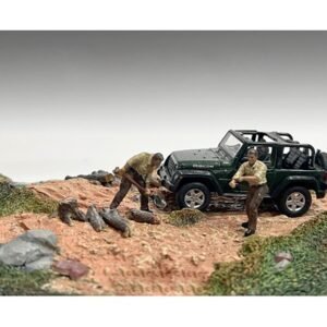 "4X4 Mechanics" 2 Piece Diecast Figure Set 2 for 1/43 Scale Models by American Diorama