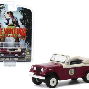 1967 Jeep Jeepster Convertible "Ace Ventura: When Nature Calls" (1995) Movie "Hollywood Series" Release 28 1/64 Diecast Model Car by Greenlight