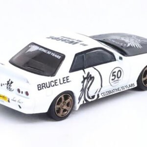 Nissan Skyline GT-R (R32) RHD (Right Hand Drive) White with Black Hood "Bruce Lee Legacy 50 Year Anniversary" 1/64 Diecast Model Car by Inno Models